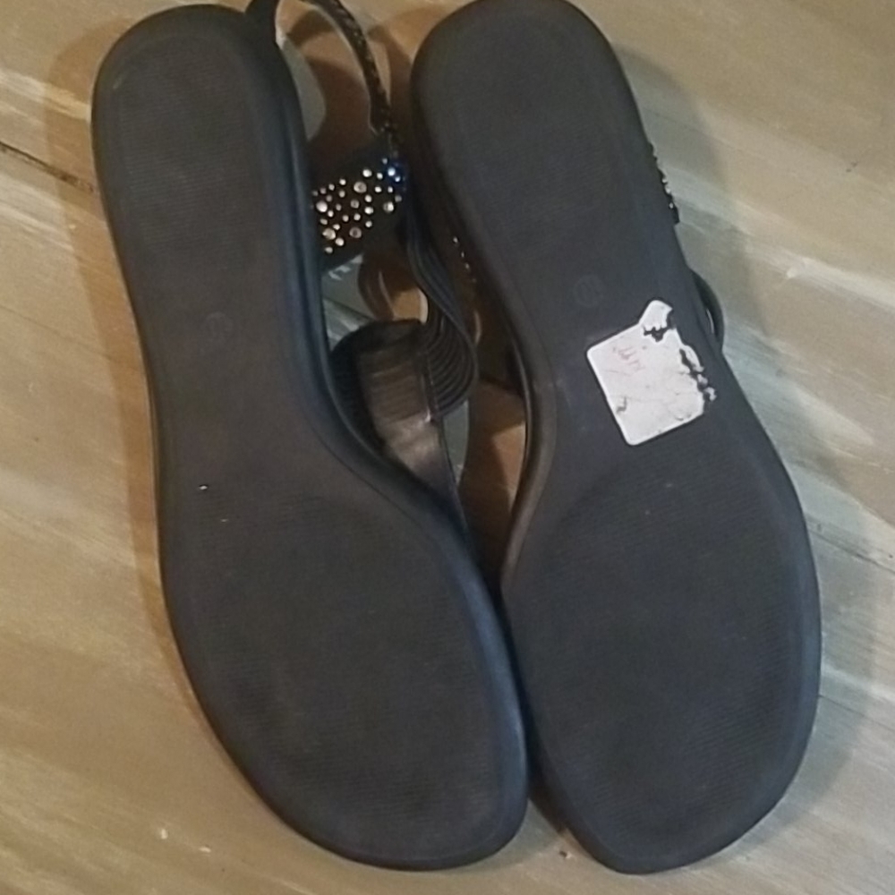 Sandals - Picture 4 of 4